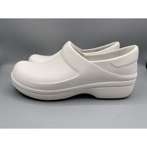 CROCS Dual Comfort White Professional Nursing Work Shoes Clogs Women's Size 6